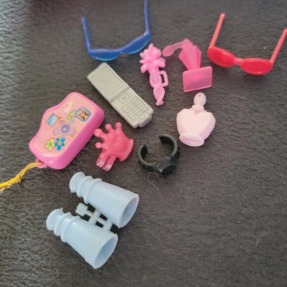 Barbie accessories lot - Picture 1 of 1